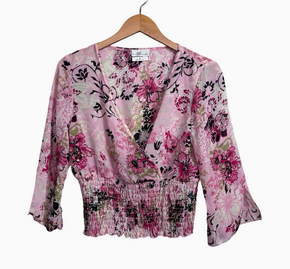 Women’s IZ Byer California Pink Floral V-Neck Smocked Blouse Size XL
